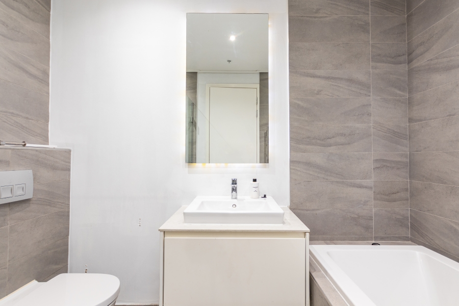 2 Bedroom Property for Sale in Cape Town City Centre Western Cape